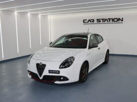 Alfa Romeo Giulietta Veloce 2018 car station uae