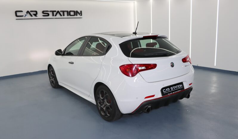 
								Alfa Romeo Giulietta Veloce 2018 full									