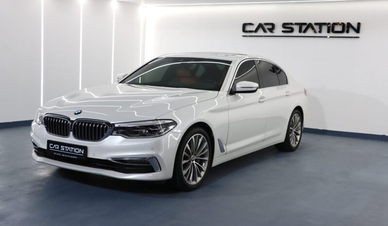 
								2019 BMW 530 Luxury Line full									