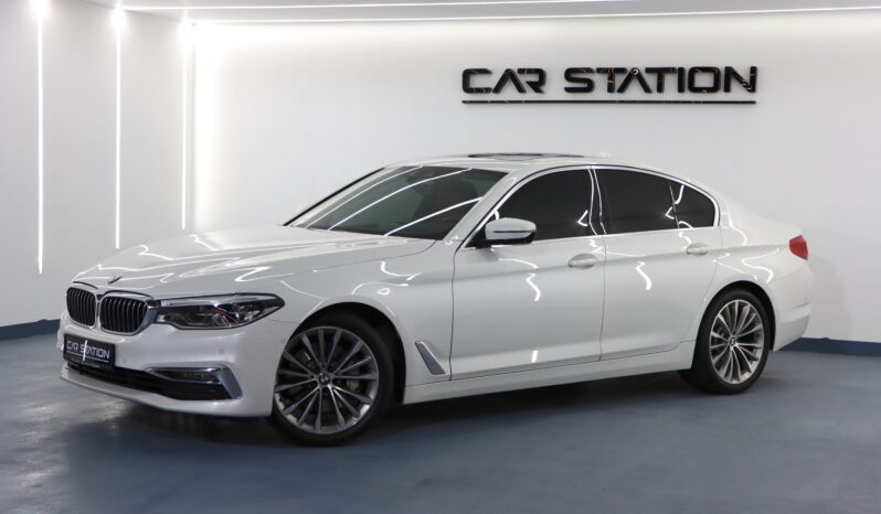 
								2019 BMW 530 Luxury Line full									