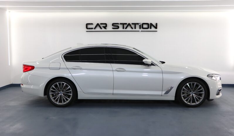 
								2019 BMW 530 Luxury Line full									