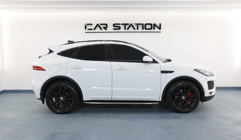 
								2019 Jaguar E-pace full									