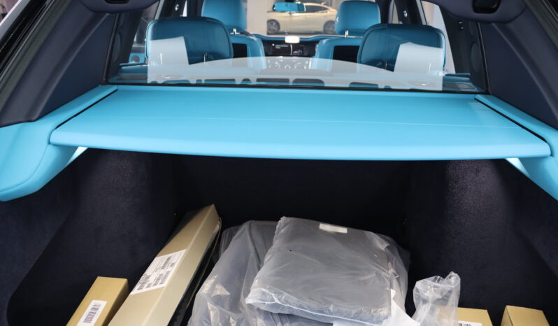 
								2023 ROLLS ROYCE CULLINAN SILVER BADGE full									