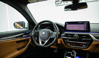 
										2022 BMW 530i full									