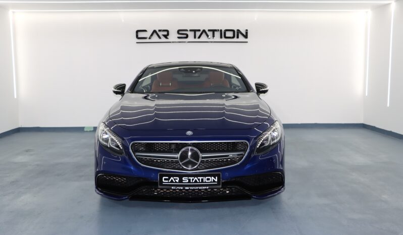 
								MERCEDES S63 COUPE AMG V8 full									