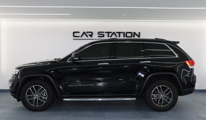 
								2018 JEEP GRAND CHEROKEE 4X4 full									