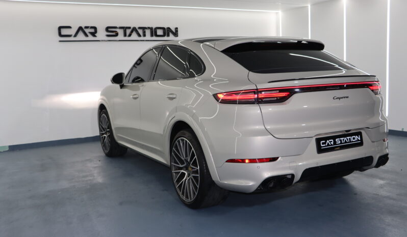 
								2023 PORSCHE CAYENNE COUPE full									