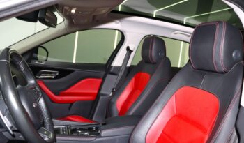 
										2018 JAGUAR F-PACE full									