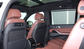 
										2020 BMW X7 full									