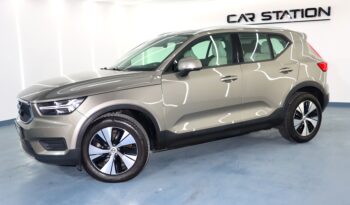 
										2022 VOLVO XC40 full									