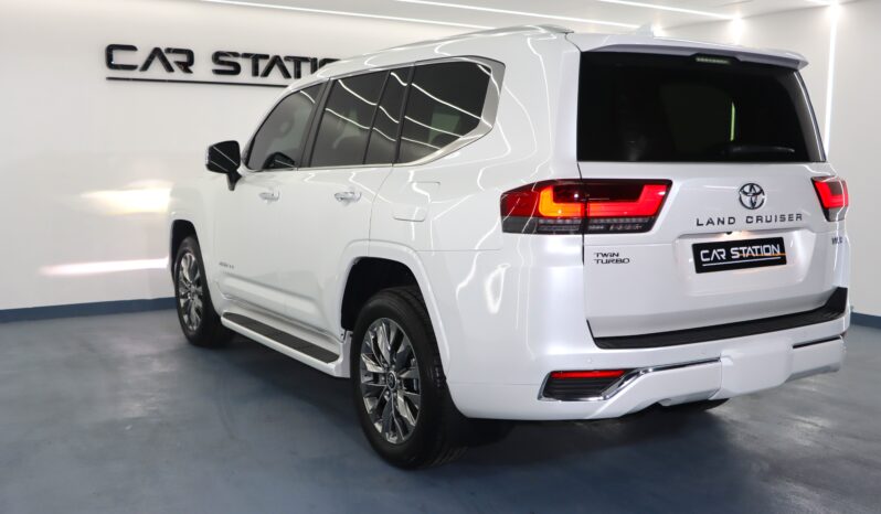 
								2023 TOYOTA LAND CRUISER VXR full									