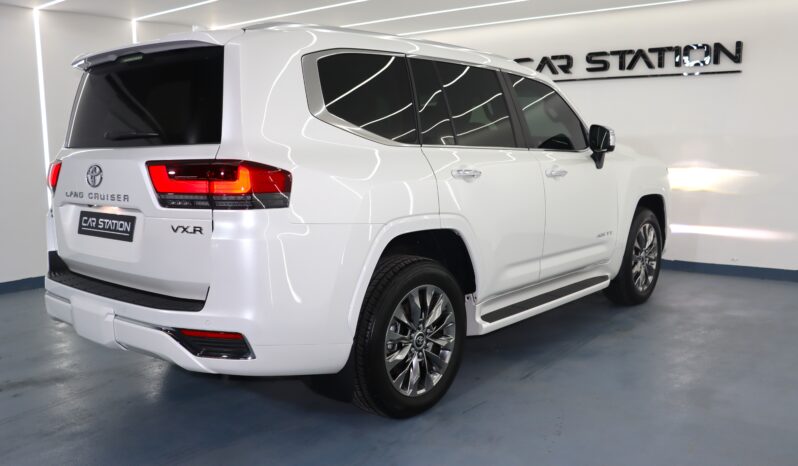 
								2023 TOYOTA LAND CRUISER VXR full									