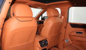 
										2022 BENTLEY BENTAYGA V8 full									