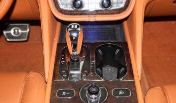
										2022 BENTLEY BENTAYGA V8 full									
