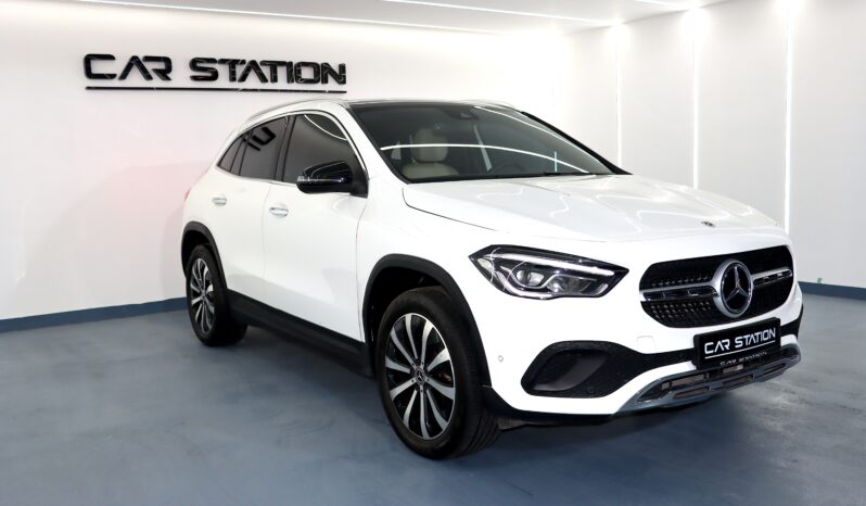 
								2021 MERCEDES GLA 200 full									