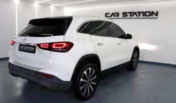 
										2021 MERCEDES GLA 200 full									